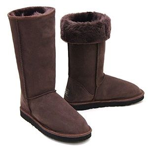 Ugg classic tall boot